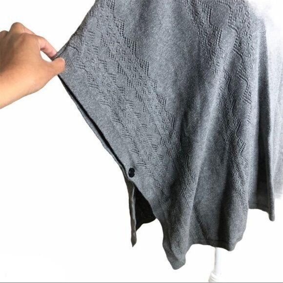 Banana Republic Poncho Knit Sweater XS/S - Picture 5 of 6
